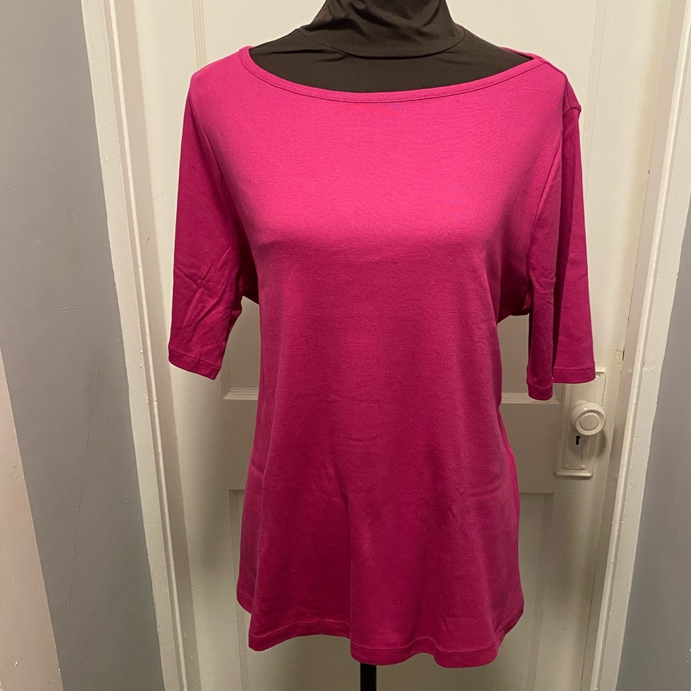 Appleseeds Fuschia Cotton Women’s Tee Shirt
Size XL EUC